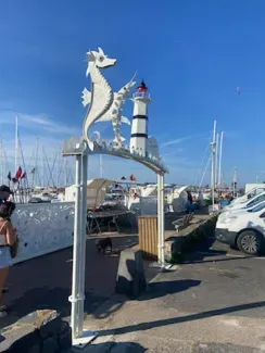 arche du marché au poisson