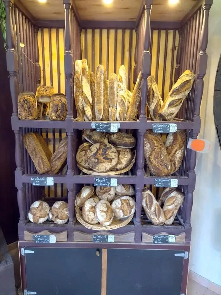 Rack pains cuits sur place